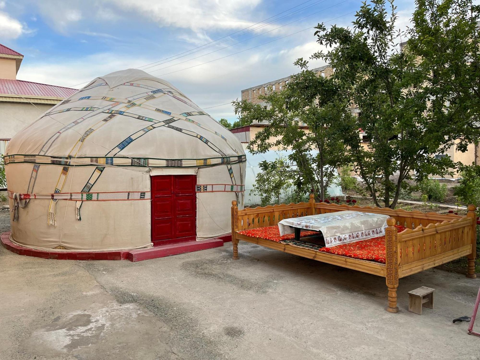 Nukus Guest House Exterior foto